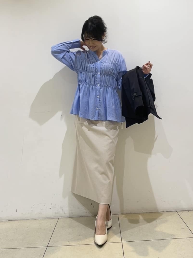 watanabeさんの「UNTITLED｜【定番人気/はっ水/洗える】タスランショートトレンチコート」を使ったコーディネート