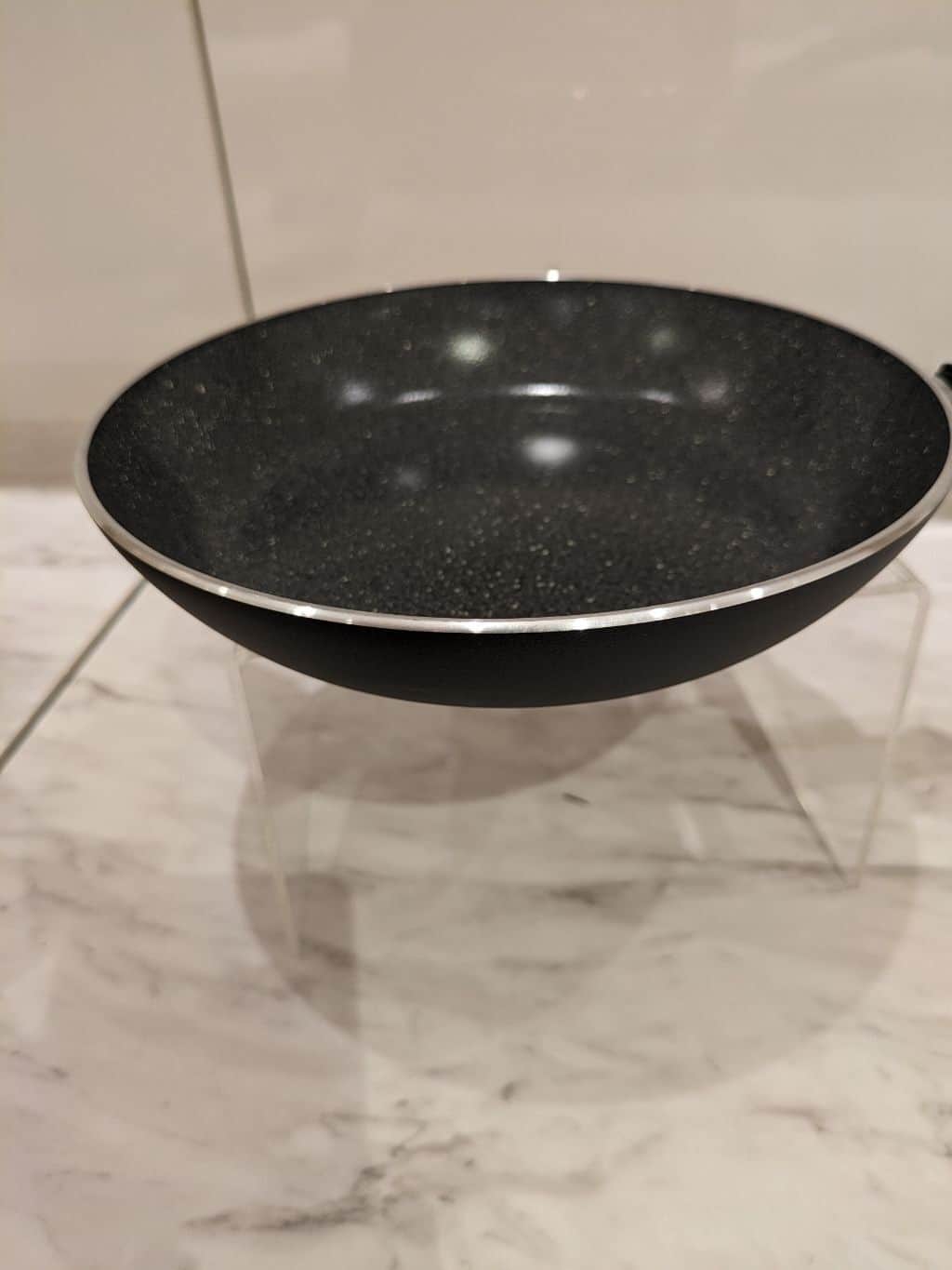 minoriさんの「212 KITCHEN STORE｜サリーナ セラミックフライパン 20センチ ＜BALLARINI バッラリーニ＞」を使ったコーディネート