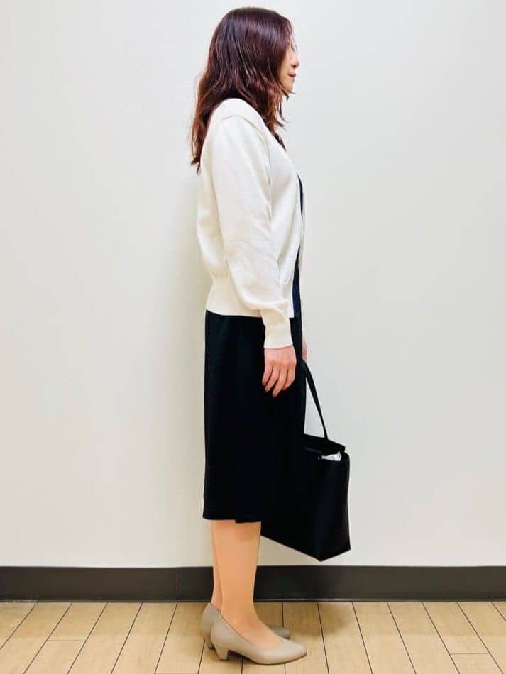 miiiさんの「Reflect｜【アンサンブル可】バイカラーカーディガン」を使ったコーディネート