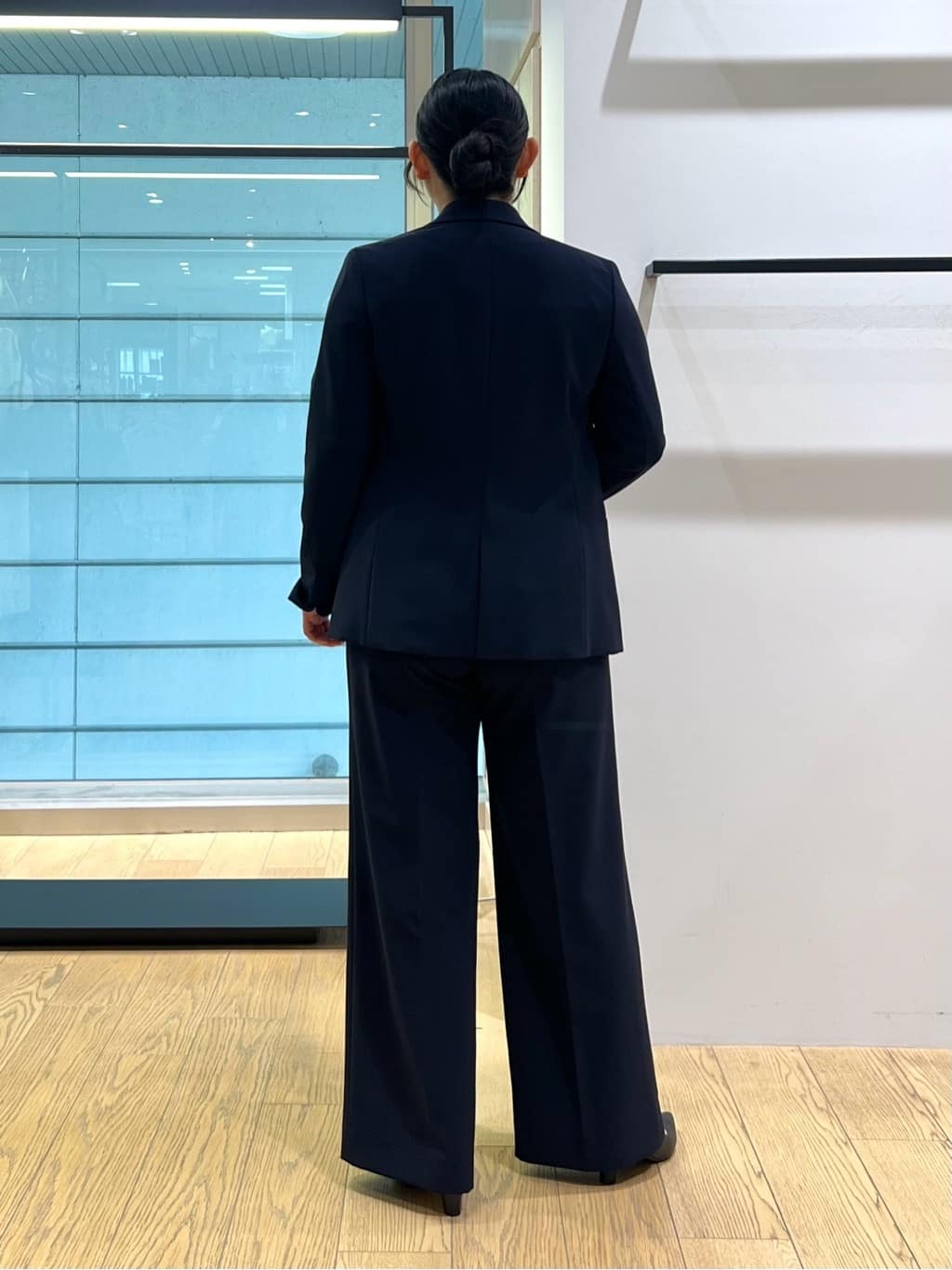 shimaさんの「INDIVI｜【通勤スーツ／洗える】ストレッチテーラードカラージャケット」を使ったコーディネート