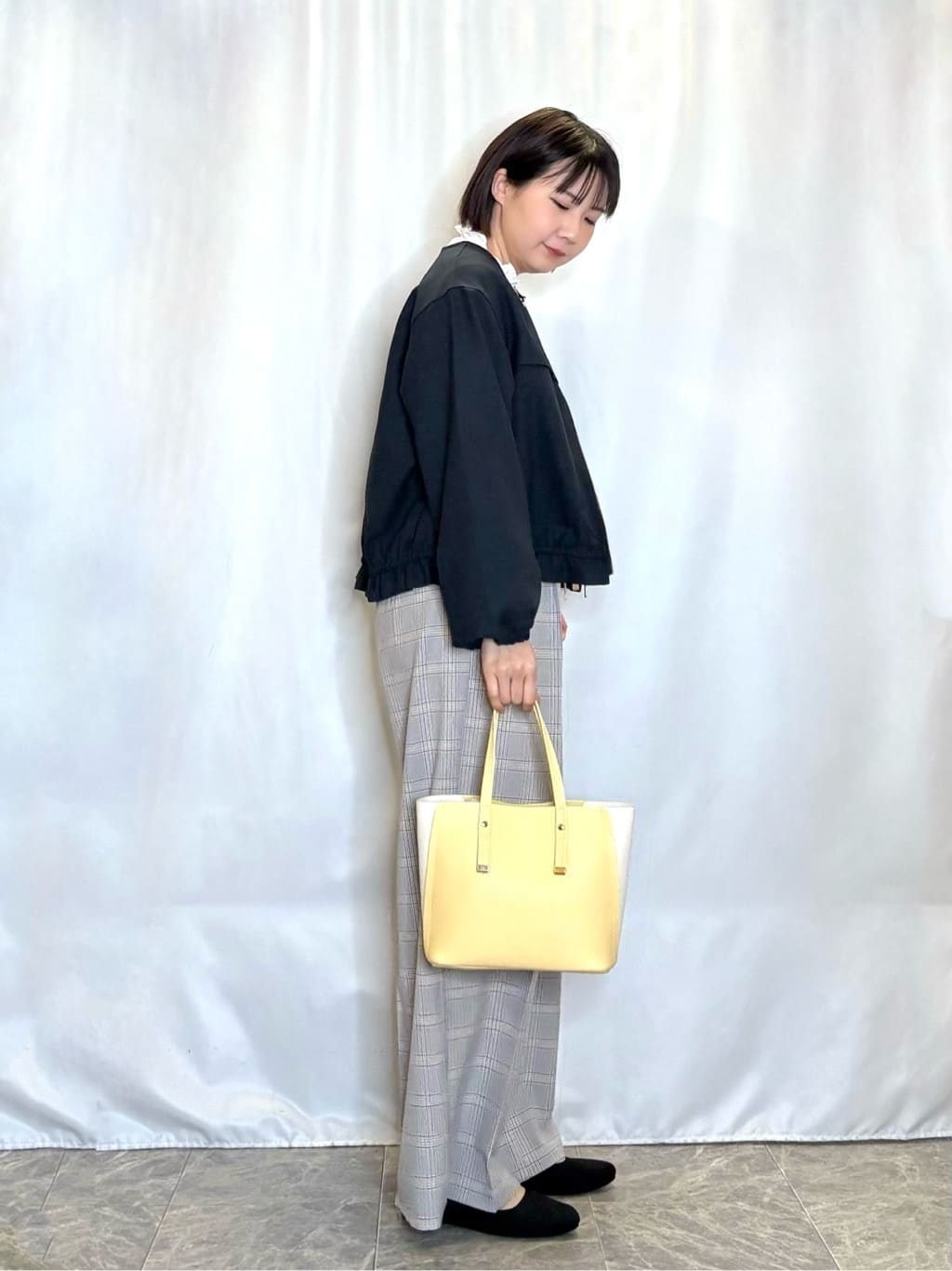 ネリさんの「SHOO･LA･RUE｜【軽量/2WAY】コーデのアクセントになる　配色トートバッグ」を使ったコーディネート
