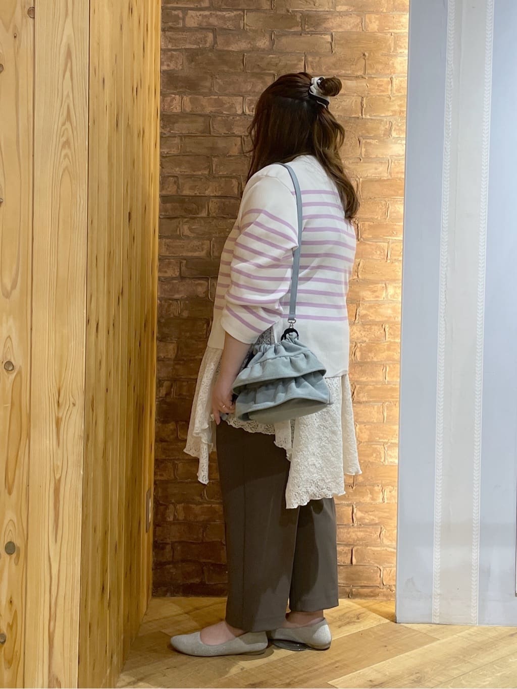 Risaさんの「SHOO･LA･RUE｜楽にきちんと見られたい　大人カジュアルボーダーニット」を使ったコーディネート