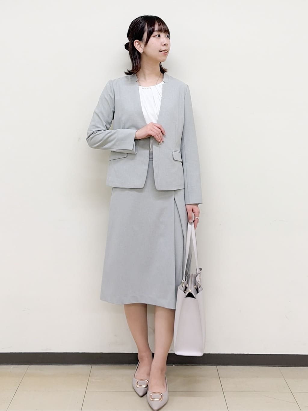 yurinaさんの「index｜【接触冷感／吸水速乾】ノーカラージャケット／セットアップ対応可《洗える／防シワ／ストレッチ》」を使ったコーディネート