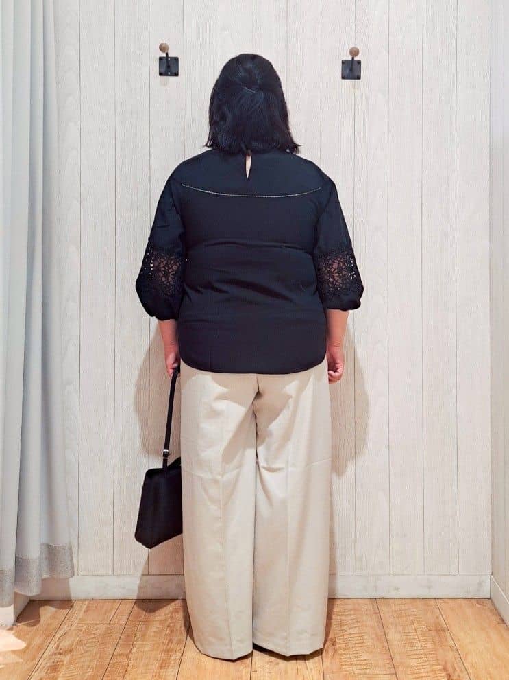 kotomiさんの「SHOO･LA･RUE｜【洗濯機可/セットアップ可/UV/SS-LL】楽してきちんと きれい見えゆったりワイドパンツ」を使ったコーディネート