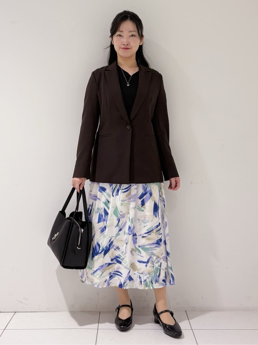 momokoさんの「INDIVI｜【洗える／UVケア／麻調】シングルジャケット」を使ったコーディネート