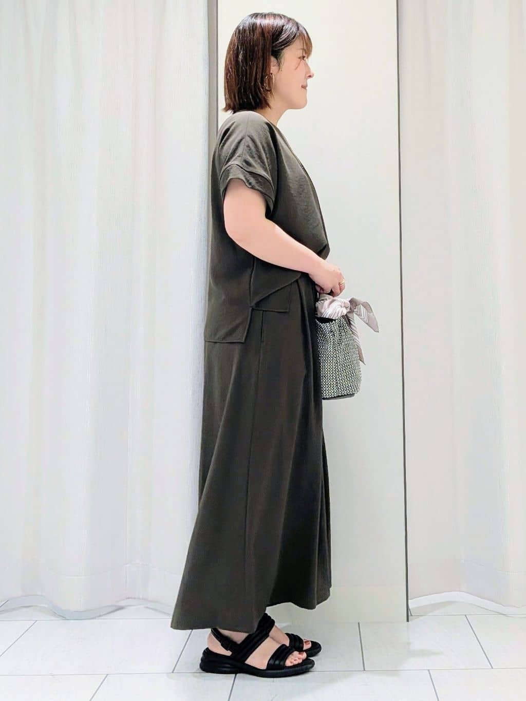 Onumaさんの「UNTITLED｜【セットアップ可/UVカット/前後2WAY】リラクシーフレンチスリーブブラウス」を使ったコーディネート