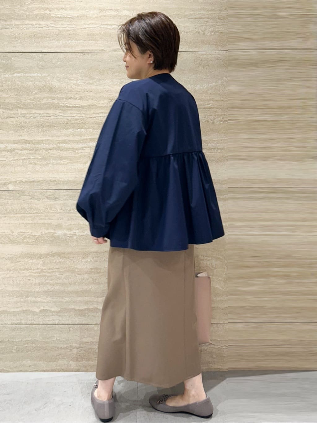 NAMIさんの「OPAQUE.CLIP｜撥水ノーカラーペプラムブルゾン【洗濯機OK／抗ピル】」を使ったコーディネート