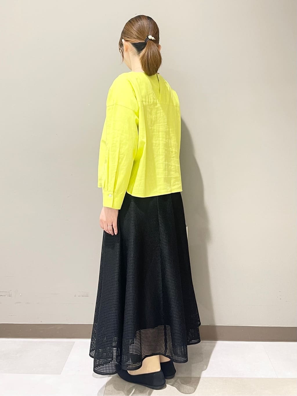 Tomoさんの「UNTITLED｜◆【洗える/6分袖】ボートネックブラウス」を使ったコーディネート