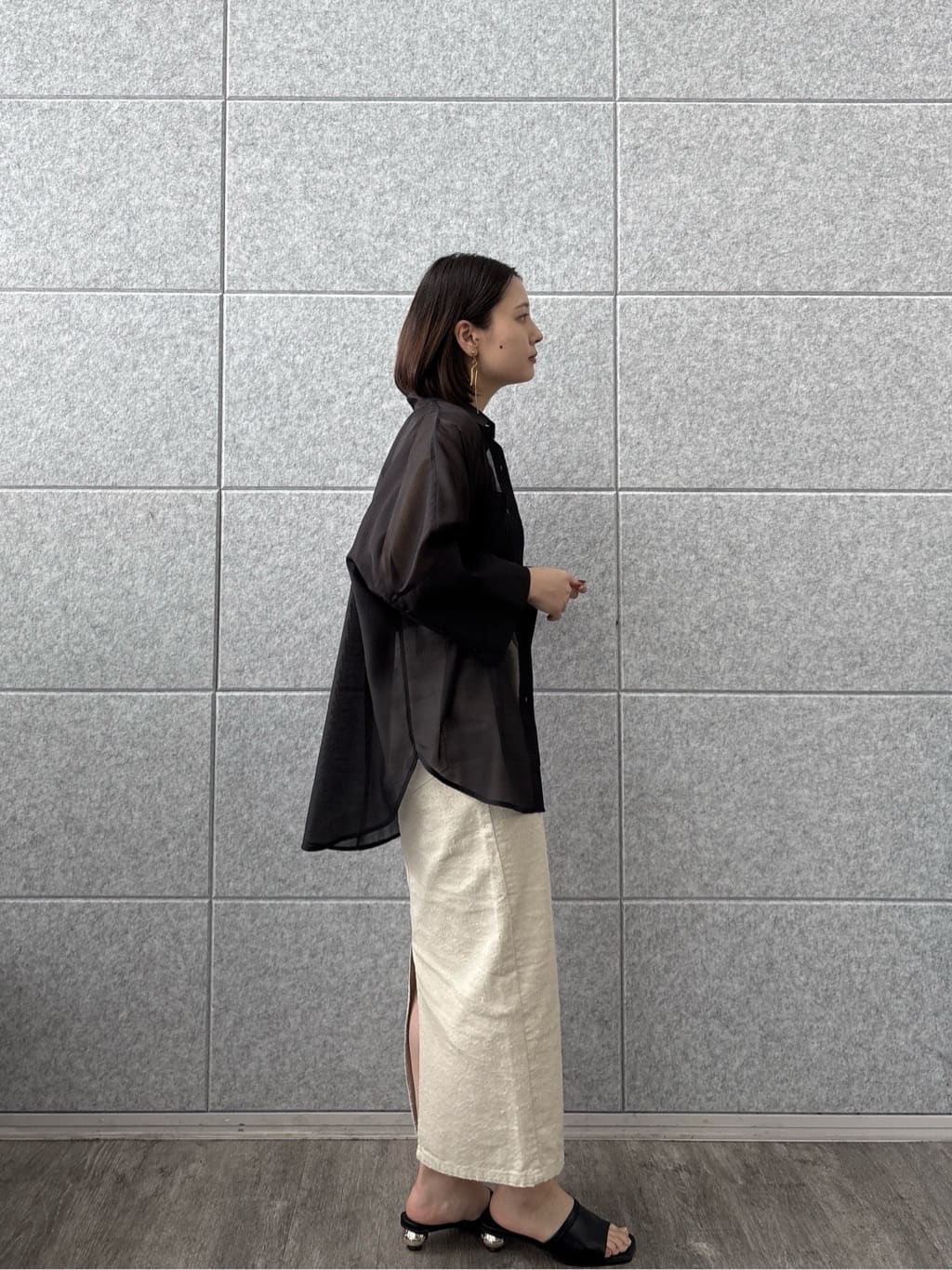 ayanoさんの「INDIVI｜【接触冷感】シアーコクーンブラウス」を使ったコーディネート