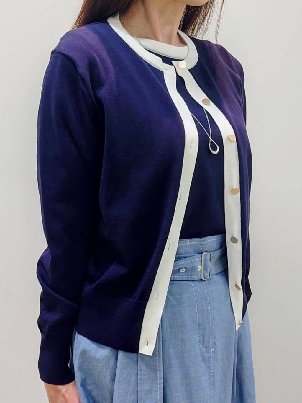 yoshiさんの「Reflect｜【アンサンブル可】バイカラーカーディガン」を使ったコーディネート