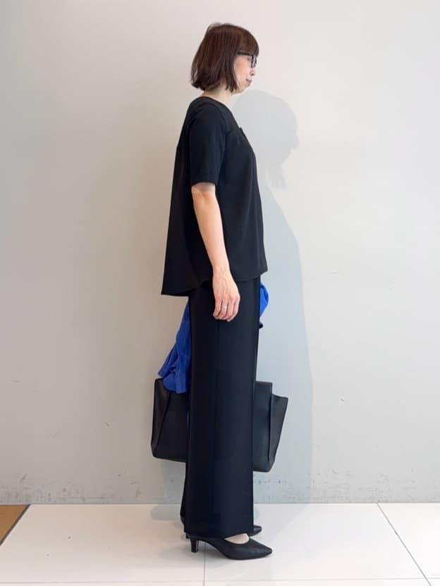 murayamaさんの「INDIVI｜【洗える／UVケア／SETUP可】着る日傘ワイドパンツ」を使ったコーディネート