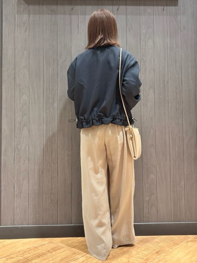 meiさんの「SHOO･LA･RUE｜【洗濯機可/S-LL】さらりと軽やか インせず着られる すっきり見えドルマンニット」を使ったコーディネート
