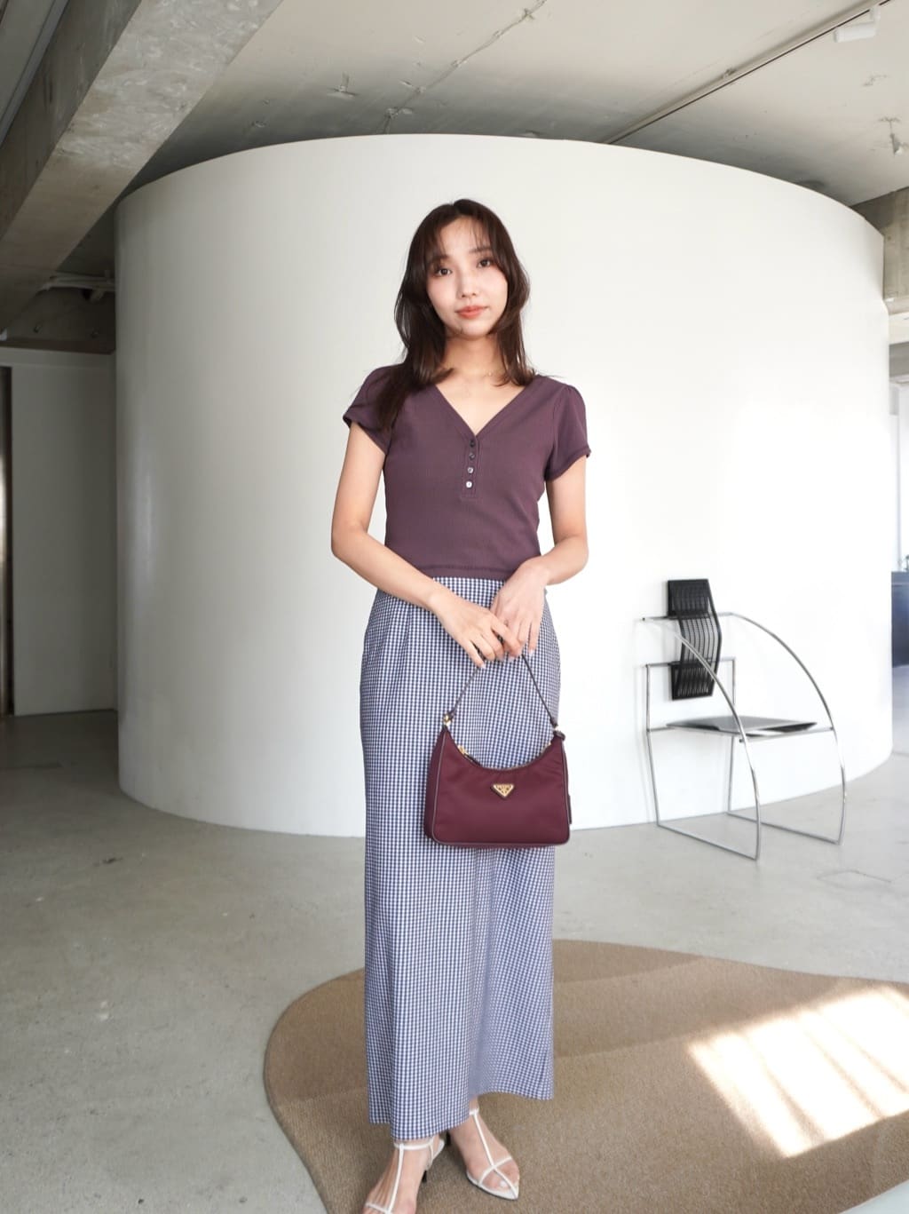 CODE A 本部スタッフさんの「CODE A｜gingham check pencil skirt」を使ったコーディネート