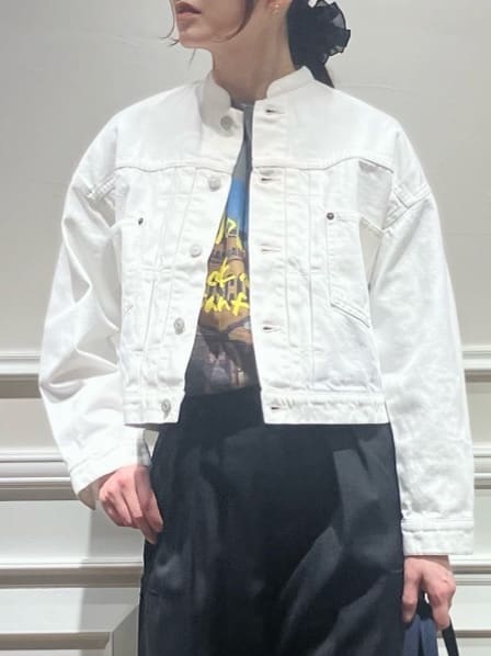 TSUKUIさんの「DRESSTERIOR｜【ウォッシャブル】バンドカラー ホワイトＧジャン」を使ったコーディネート
