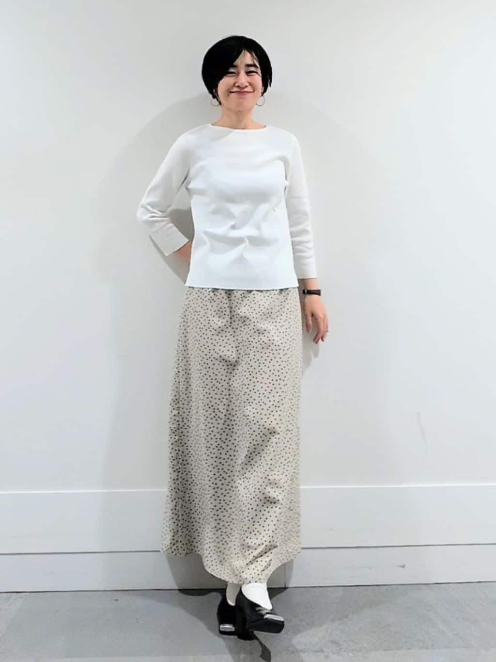 ミズタさんの「UNTITLED｜【洗える/七分袖】ボートネックコットンプルオーバー」を使ったコーディネート