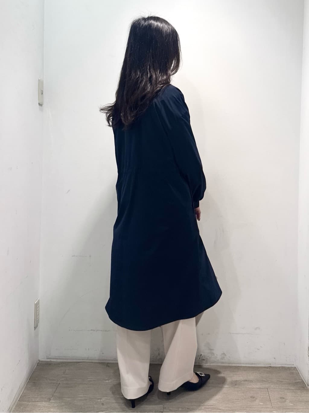 yuicciさんの「OPAQUE.CLIP｜ヴィンテージクロスノーカラーロングコート【洗濯機OK／ストレッチ／イージーアイロン】」を使ったコーディネート