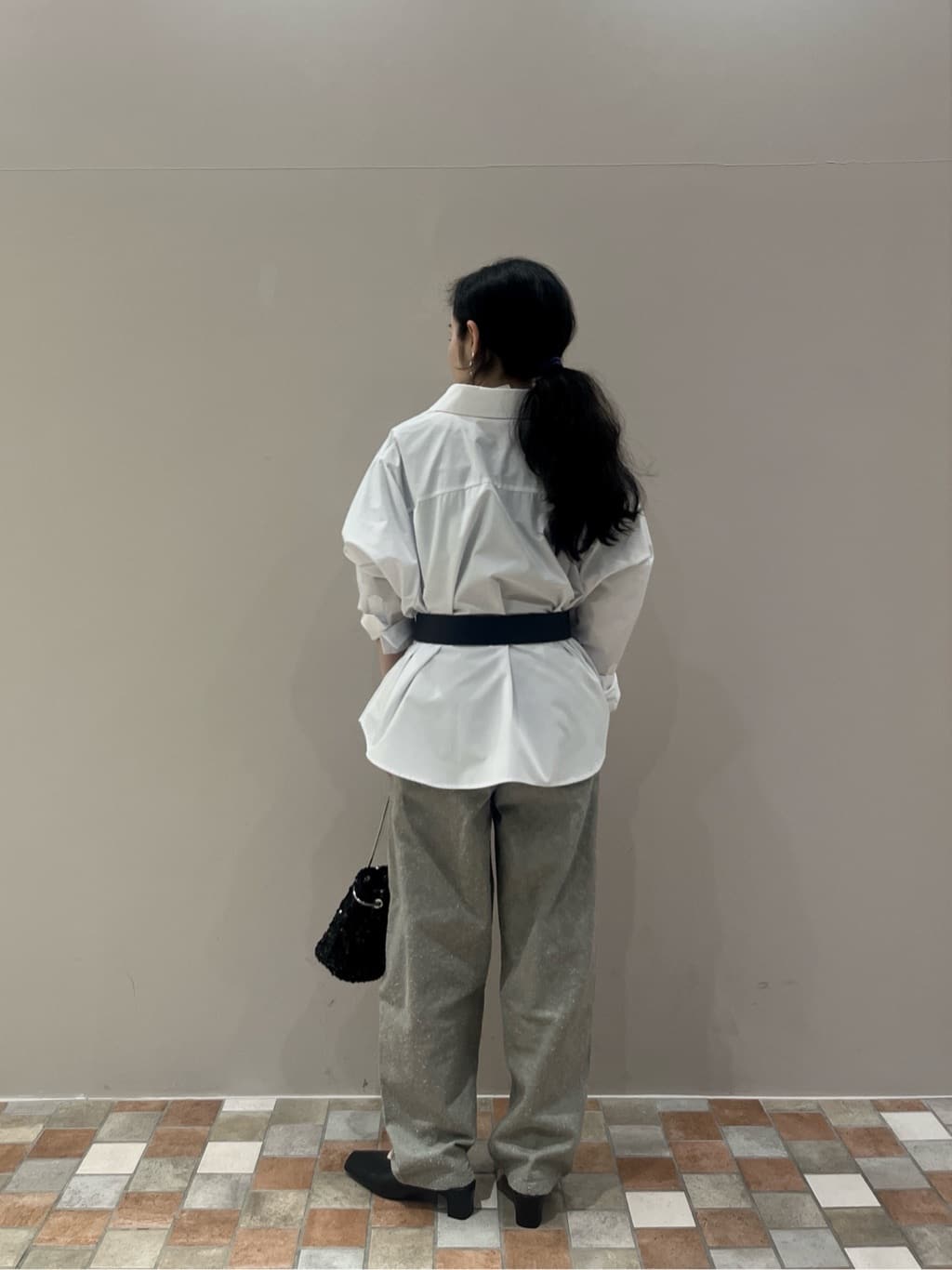 Uminoさんの「INDIVI｜ホースシューバックルベルト」を使ったコーディネート