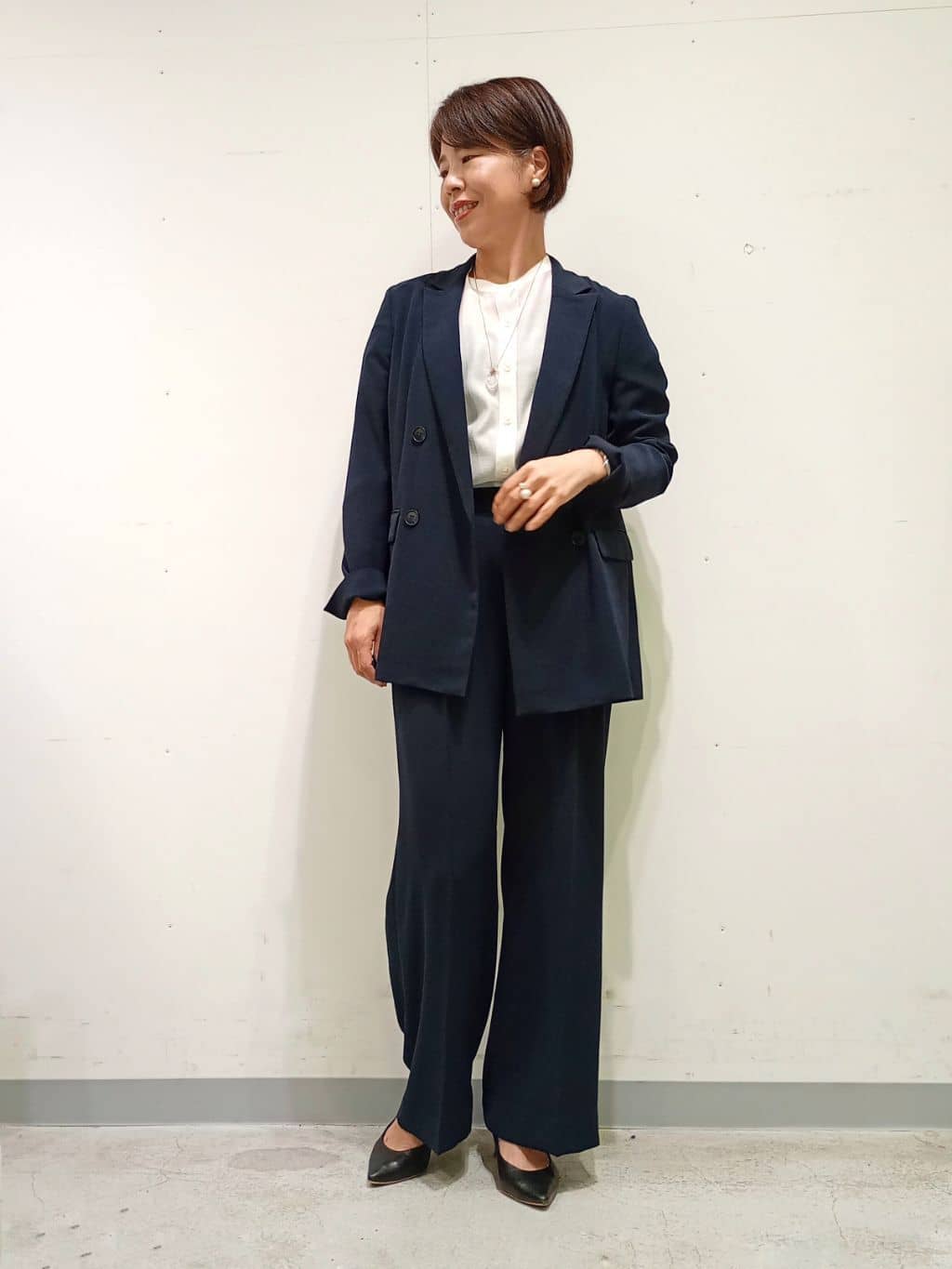 Kさんの「INDIVI｜【2WAY／シアー】バイアスチェック柄＆無地 カシュクールシャツ」を使ったコーディネート