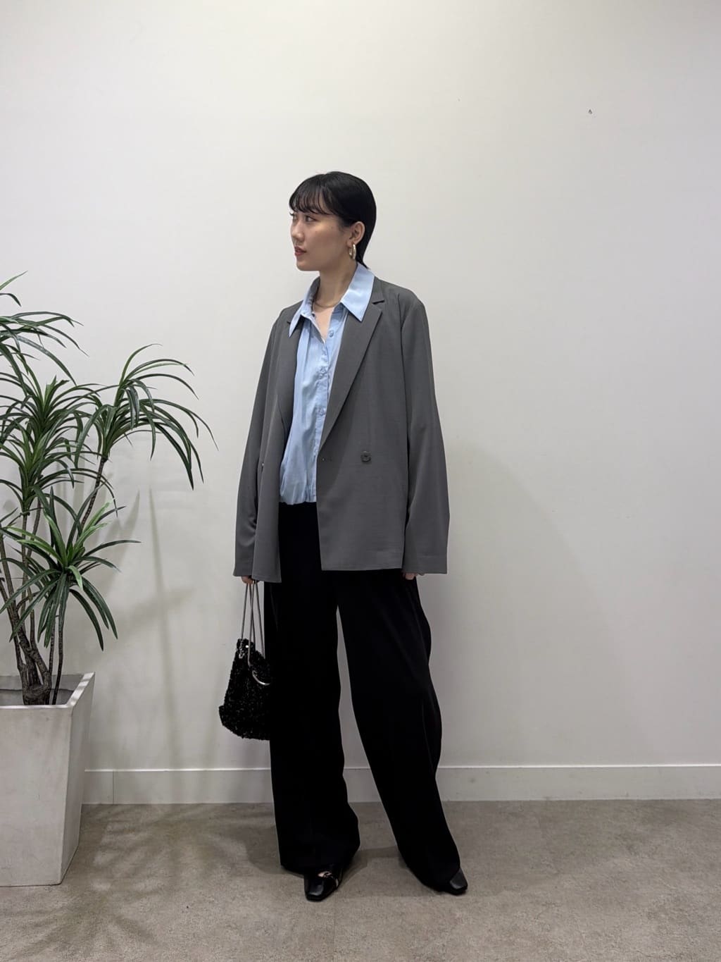 rinaさんの「INDIVI｜バルーンシアーブラウス【接触冷感】」を使ったコーディネート