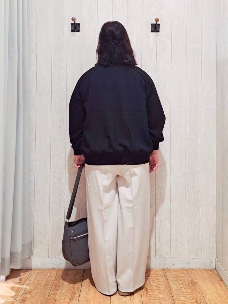 kotomiさんの「SHOO･LA･RUE｜【洗濯機可/S-LL】さらっと快適　麻調ゆるリブブルゾン」を使ったコーディネート