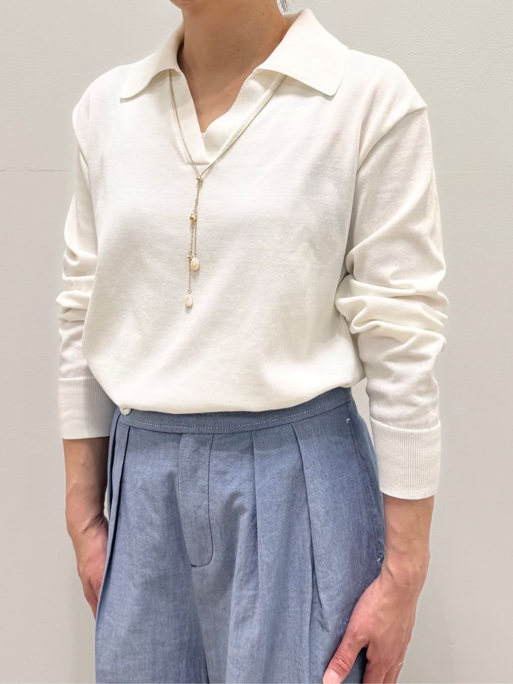 koyaさんの「Reflect｜スキッパーネックニットプルオーバー」を使ったコーディネート