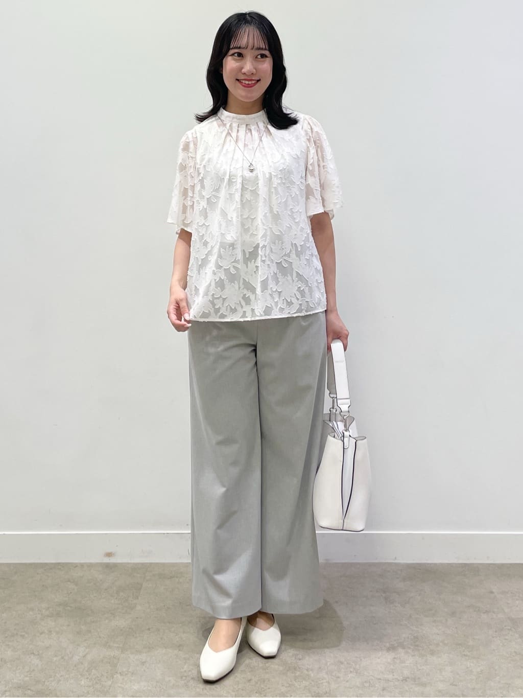 yukariさんの「Reflect｜【選べる2柄／セットアップ可】プチスタンドカラーブラウス」を使ったコーディネート