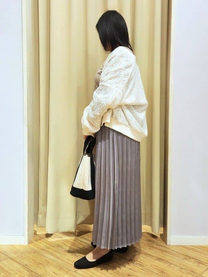 くまさんの「SHOO･LA･RUE｜ちょうどいい華やかさ　ふんわりレースブルゾン」を使ったコーディネート