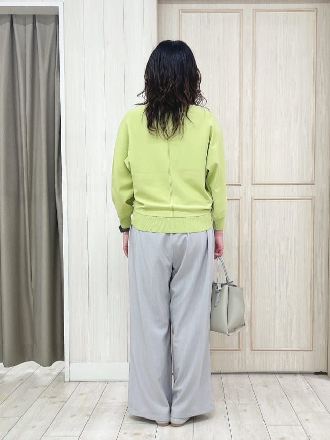 kaneさんの「SHOO･LA･RUE｜【洗濯機可/S-LL】さらりと軽やか インせず着られる すっきり見えドルマンニット」を使ったコーディネート