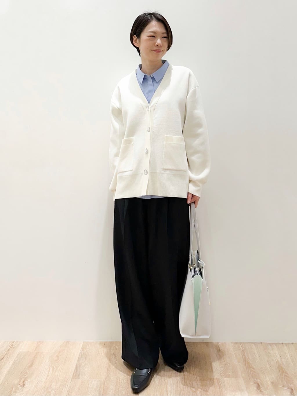 yurieさんの「OPAQUE.CLIP｜【接触冷感】ハーフスリーブシャツ《洗濯機OK／防シワ加工》」を使ったコーディネート