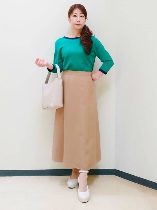 花さんの「Reflect｜【アンサンブル可】バイカラーカーディガン」を使ったコーディネート