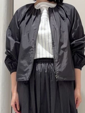 わたなべさんの「UNTITLED｜◆【セットアップ可/ウエストゴム】シャイニータイプライタースカート」を使ったコーディネート