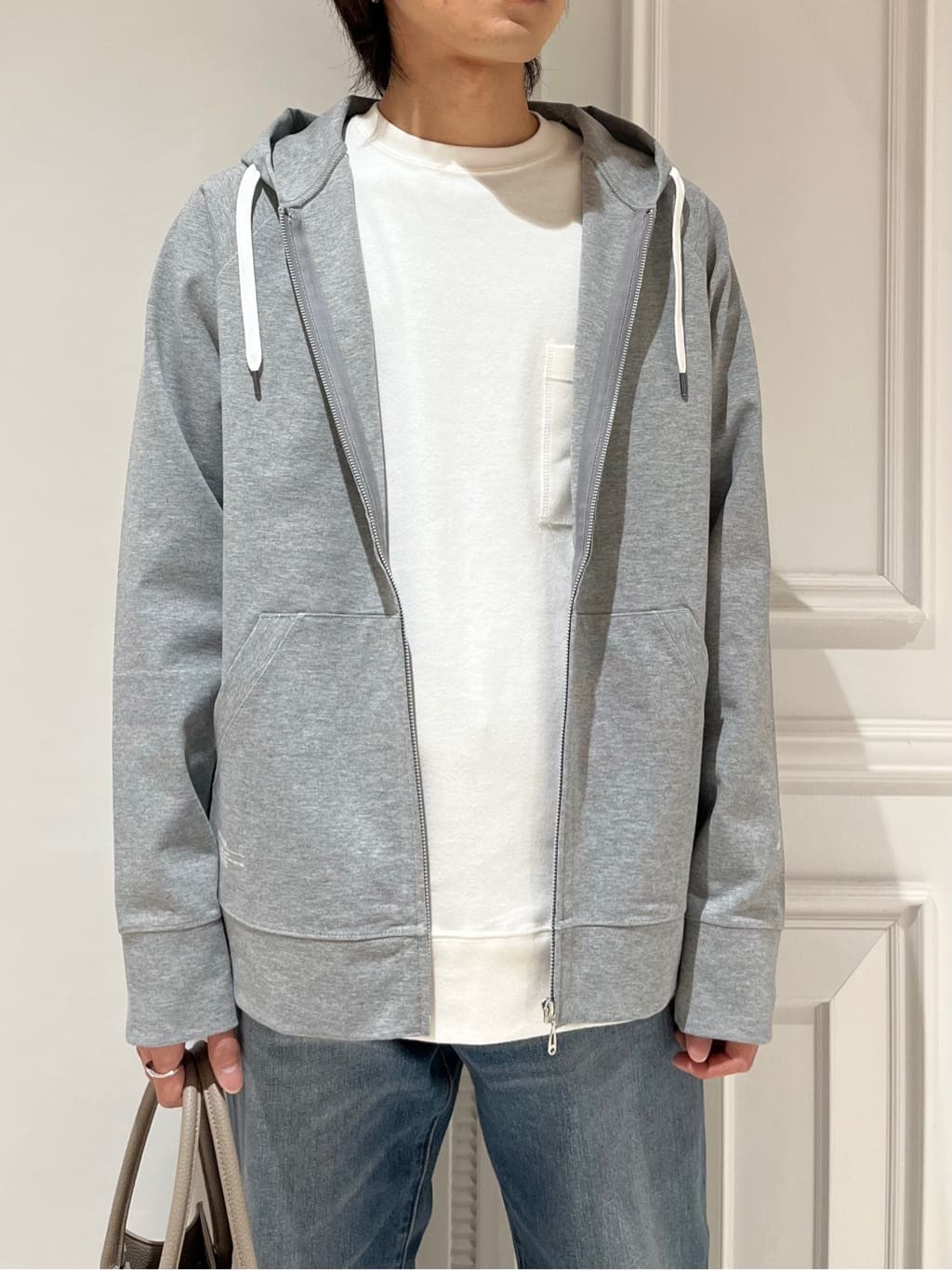 Watanabeさんの「DRESSTERIOR｜エクスクルーシブフライスロングTシャツ」を使ったコーディネート