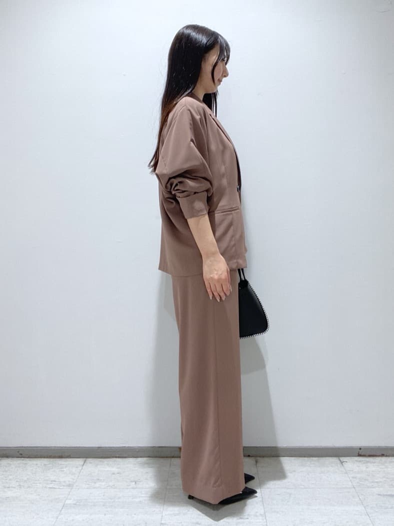 meiさんの「INDIVI｜【接触冷感／透湿／着る日傘】ドルマントップス」を使ったコーディネート