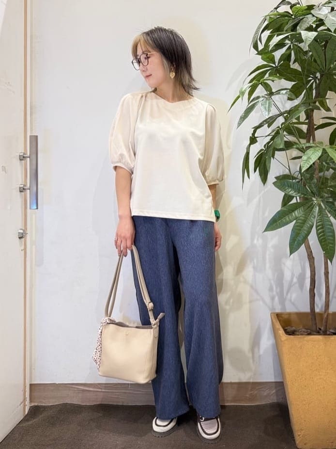 misakiさんの「SHOO･LA･RUE｜メッシュローファー」を使ったコーディネート