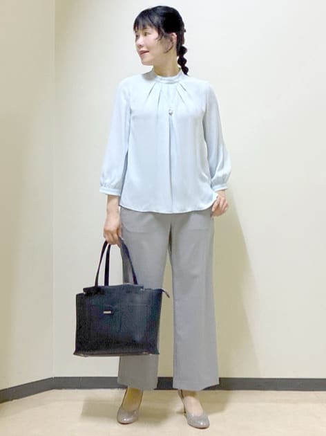  beni_gingerさんの「Reflect｜タックスタンドカラーブラウス」を使ったコーディネート