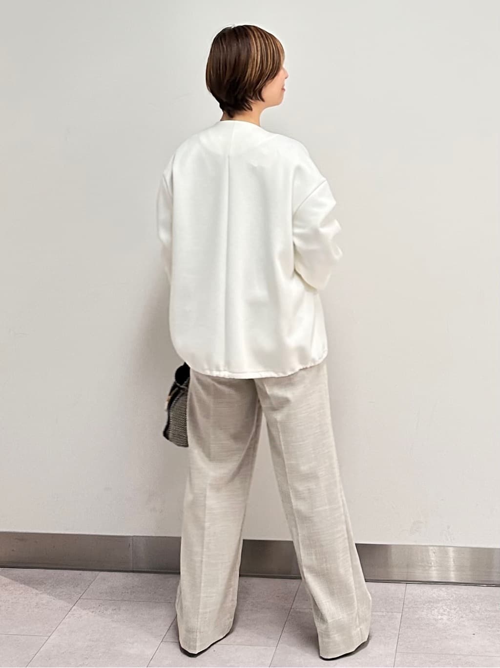 みなこさんの「UNTITLED｜◆【ゆったり/洗える】クロップドニットプルオーバー」を使ったコーディネート