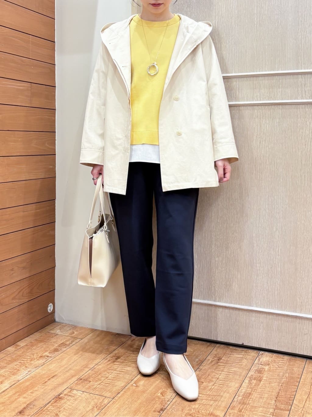 なみさんの「SHOO･LA･RUE｜【防花粉/洗濯機可/S-LL】ゆったり着られる 大人のテントフーディージャケット」を使ったコーディネート