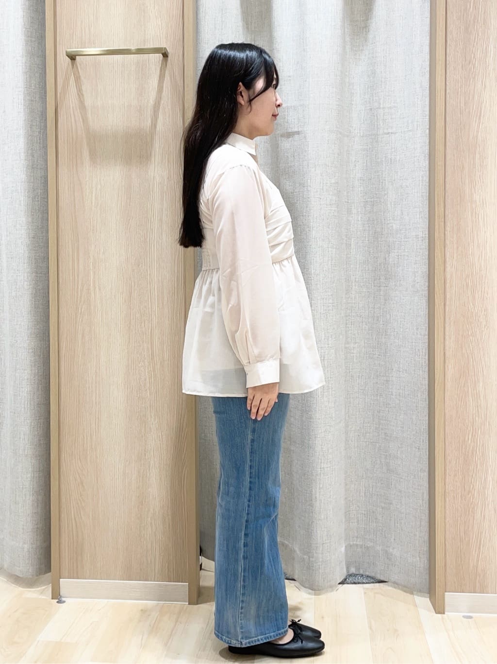 Aikoさんの「grove｜【2点SET】今どきシアーシャツ＆キャミセット」を使ったコーディネート