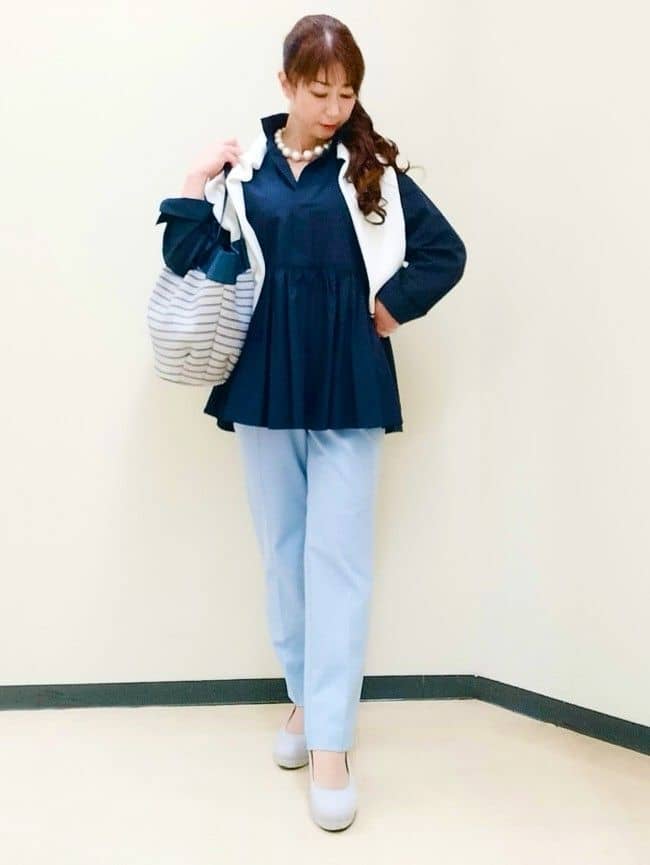 花さんの「Reflect｜【レイヤードにおすすめ◎】ペプラムデザインシャツ」を使ったコーディネート