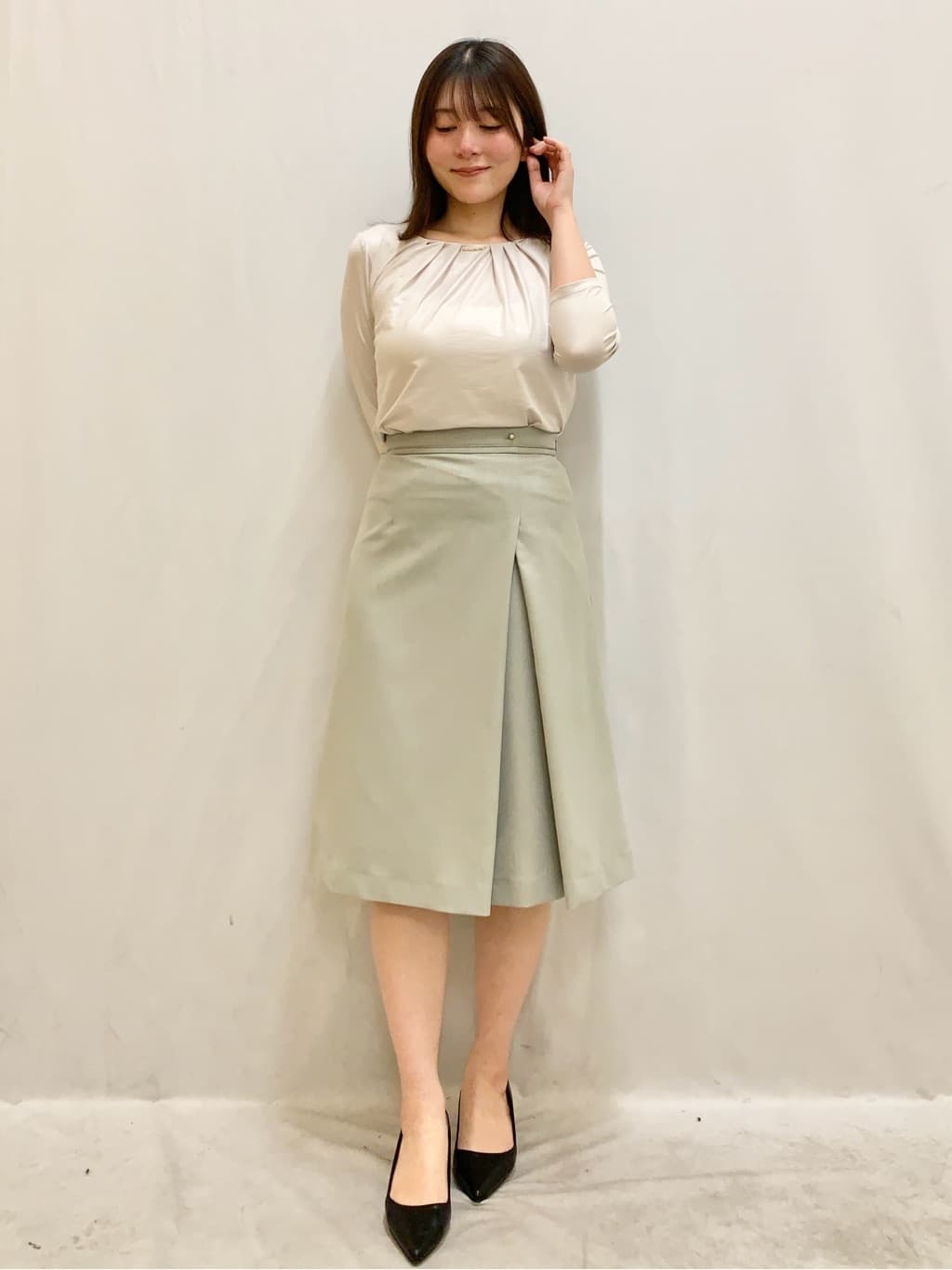 kasumiさんの「index｜タックビジュー7分袖トップス【洗濯機可】」を使ったコーディネート