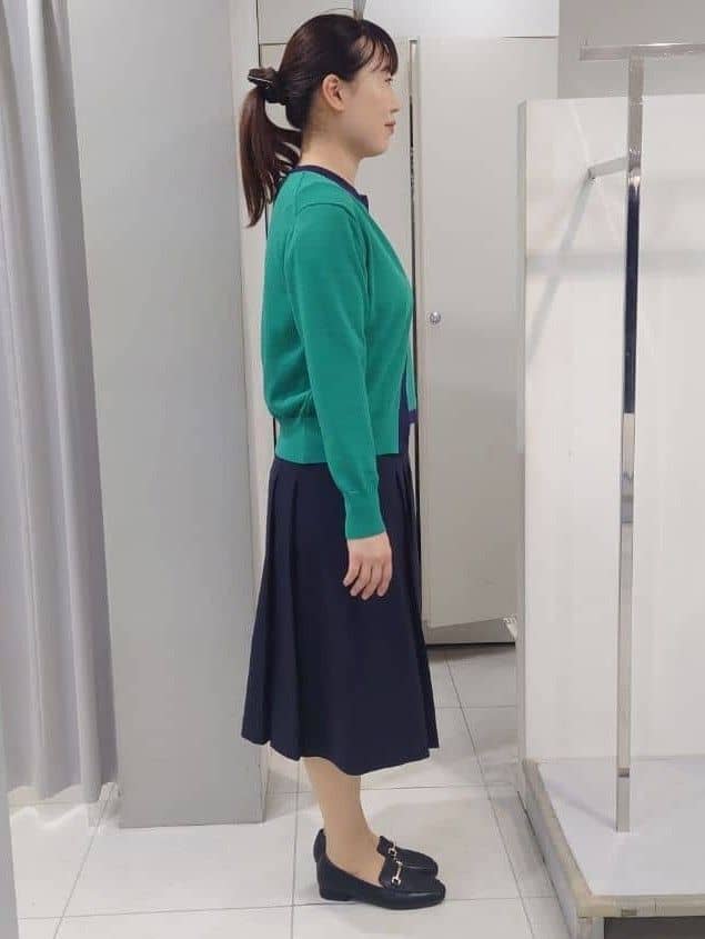 AZUSAさんの「Reflect｜【アンサンブル可】バイカラーカーディガン」を使ったコーディネート