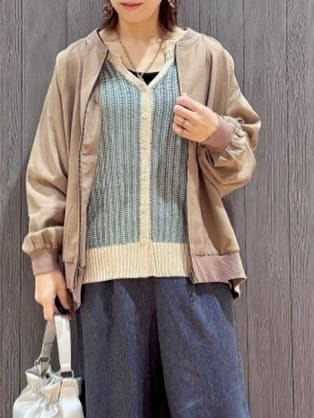 meiさんの「SHOO･LA･RUE｜【洗濯機可/S-LL】さらっと快適　麻調ゆるリブブルゾン」を使ったコーディネート