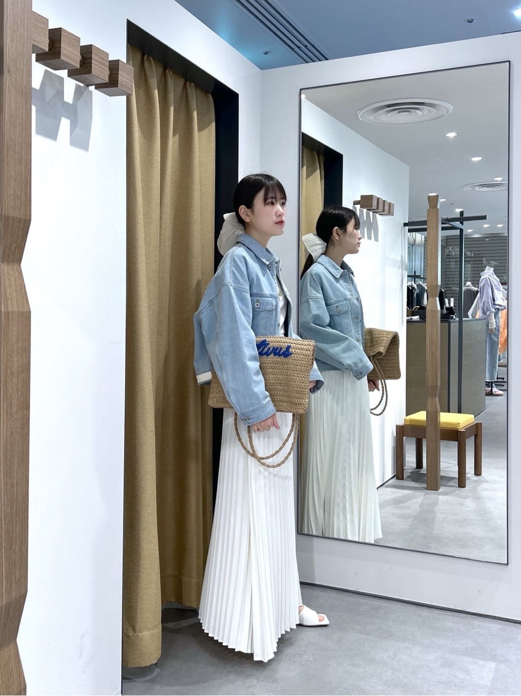 Renoさんの「INDIVI｜ボックスデニムジャケット」を使ったコーディネート