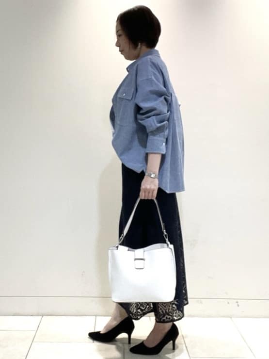 フミさんの「Reflect｜【羽織にも◎】ダンガリーシャツ」を使ったコーディネート