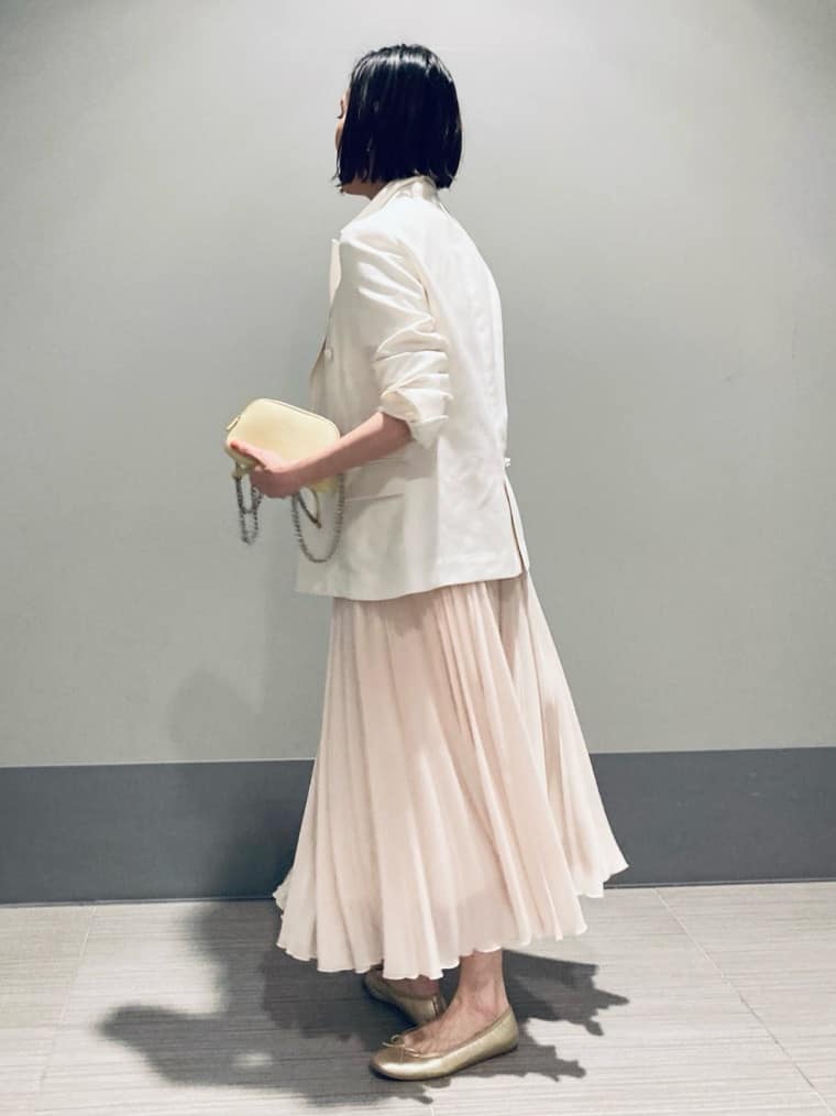 Furuさんの「DRESSTERIOR｜【セットアップ可】リネンブレンドダブルブレストジャケット」を使ったコーディネート
