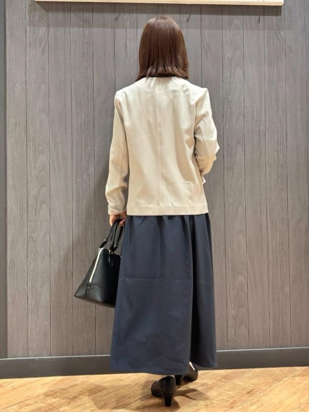 meiさんの「SHOO･LA･RUE｜【洗濯機可/UV/SS-3L】すっきり好印象 ノーカラージャケット」を使ったコーディネート