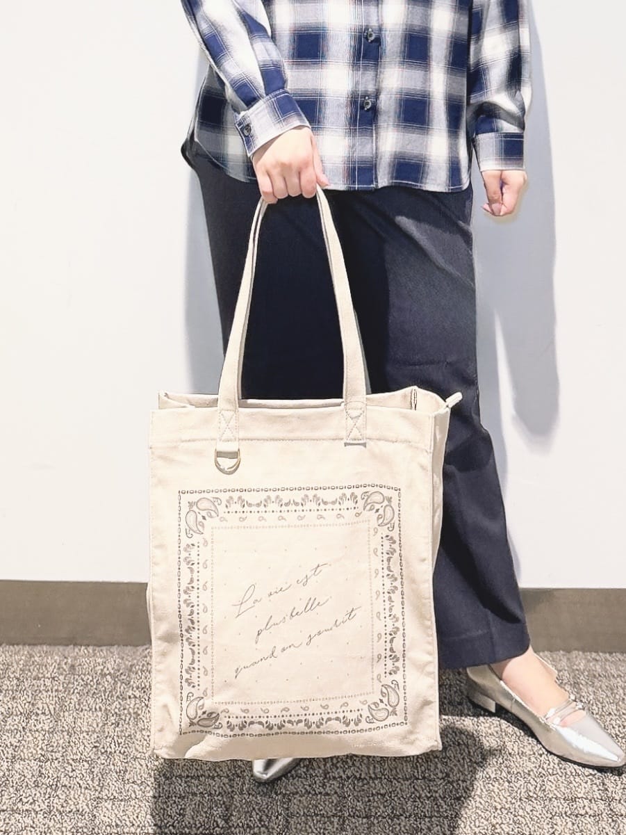 みーさんの「grove｜【大人の抜け感】オンブレーチェックシャツ」を使ったコーディネート