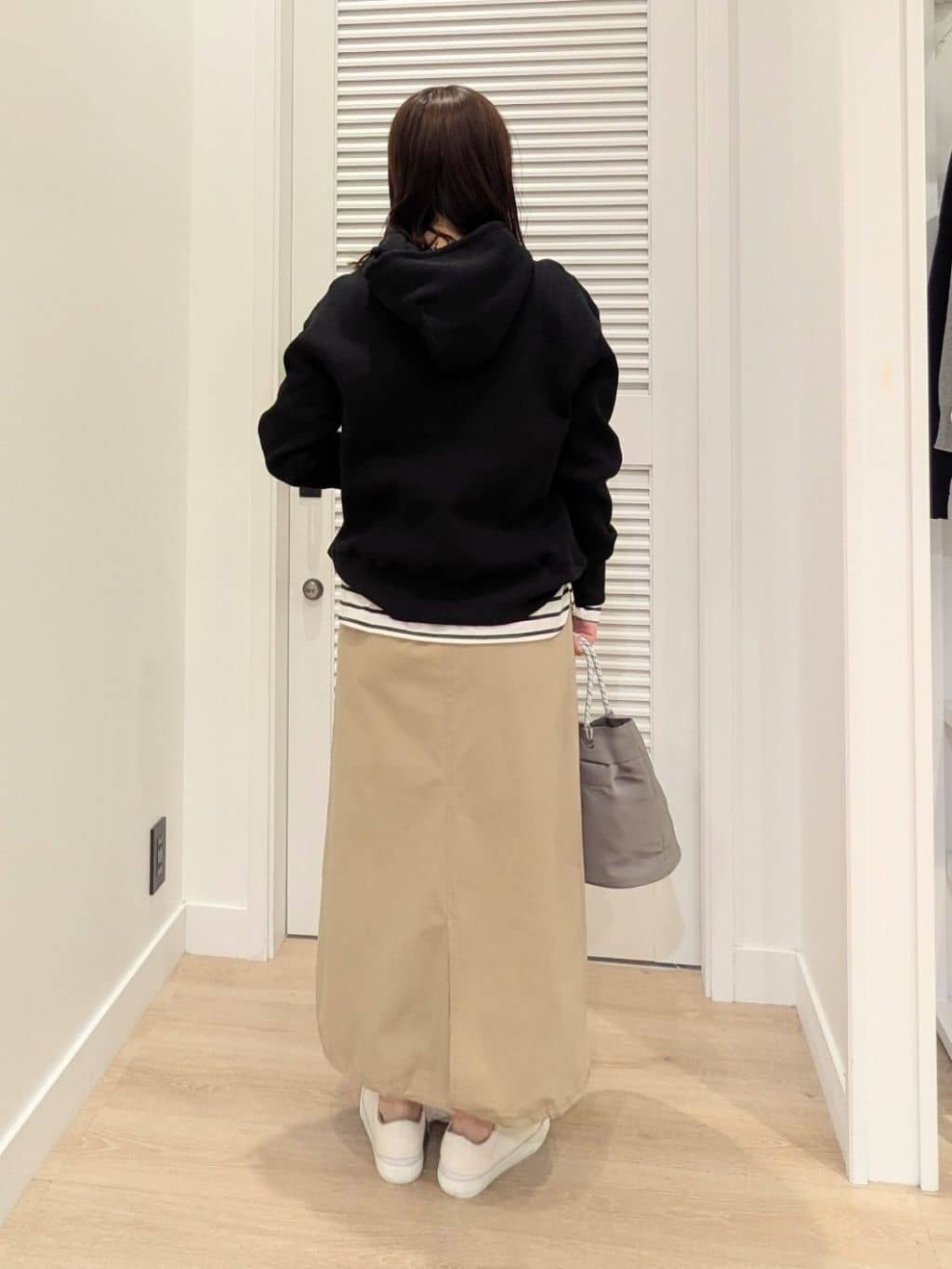 enさんの「Dessin｜【洗える】ストレッチベイカースカート」を使ったコーディネート