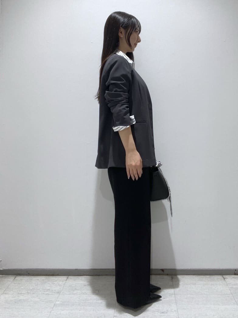 meiさんの「INDIVI｜【2WAY／洗える】ラメストライプ コットン混シャツ」を使ったコーディネート