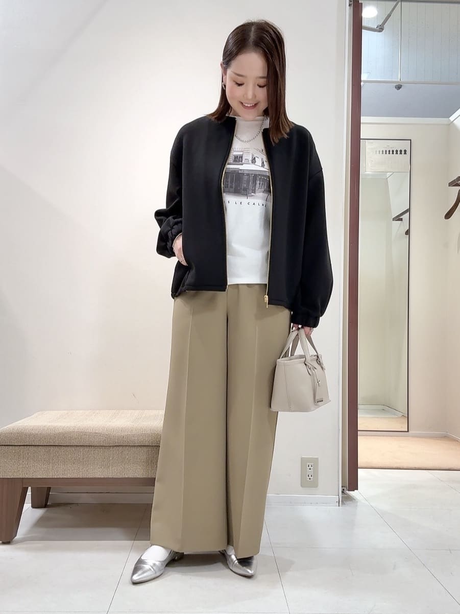 YUIさんの「UNTITLED｜◆【春アウター/ゆったり】ダンボールジップブルゾン」を使ったコーディネート